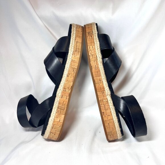 Clarks Women's 1 " Wedge Cork Leather Around Ankle Sandals-Size 8 1/2-Black/Tan - Picture 9 of 16